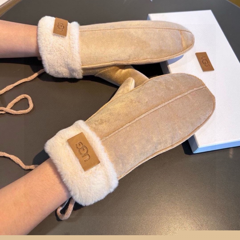 UGG