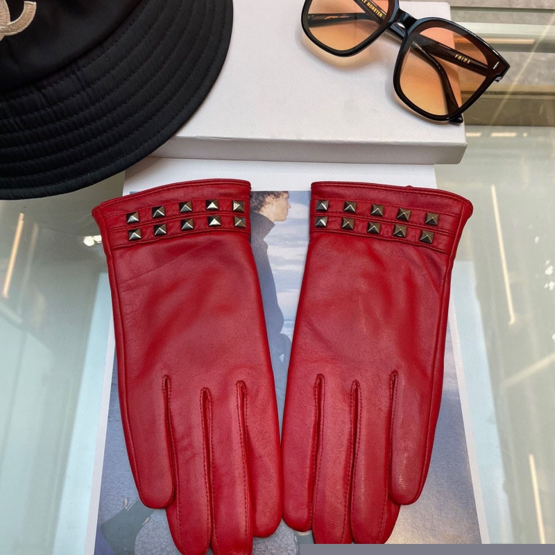 VALENTINO