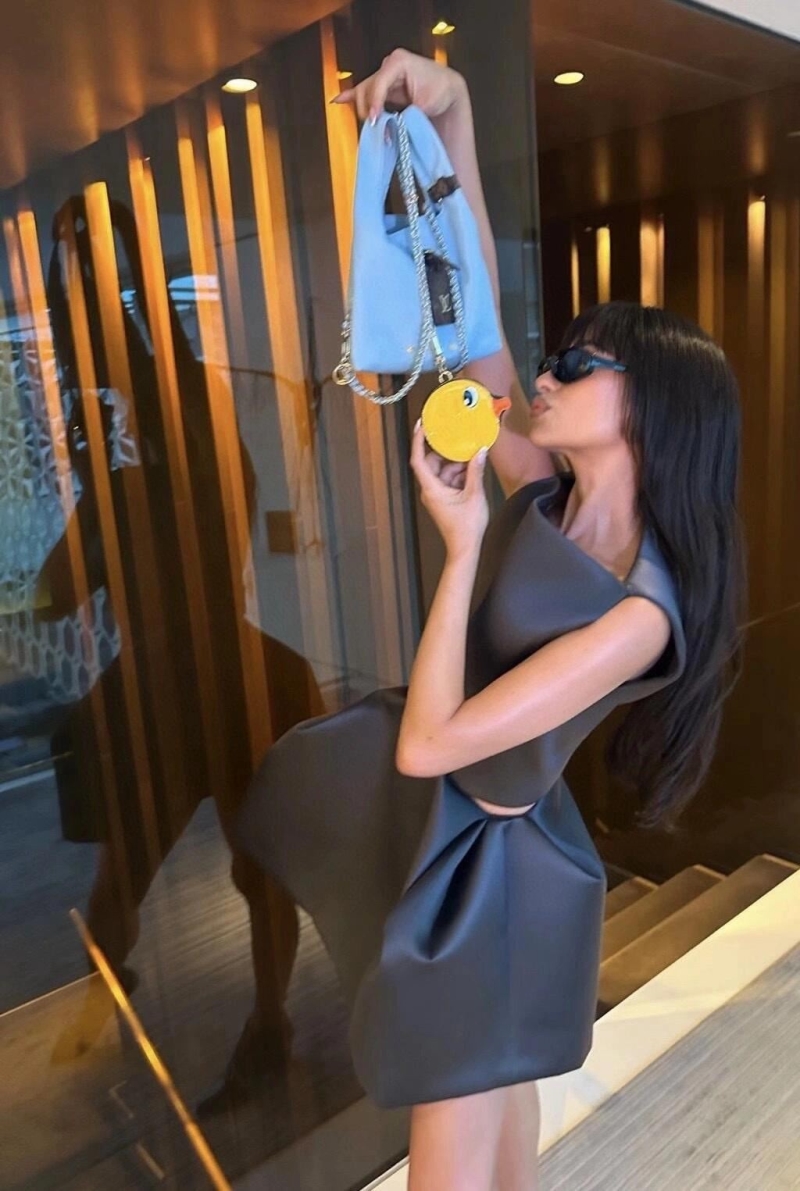 LV